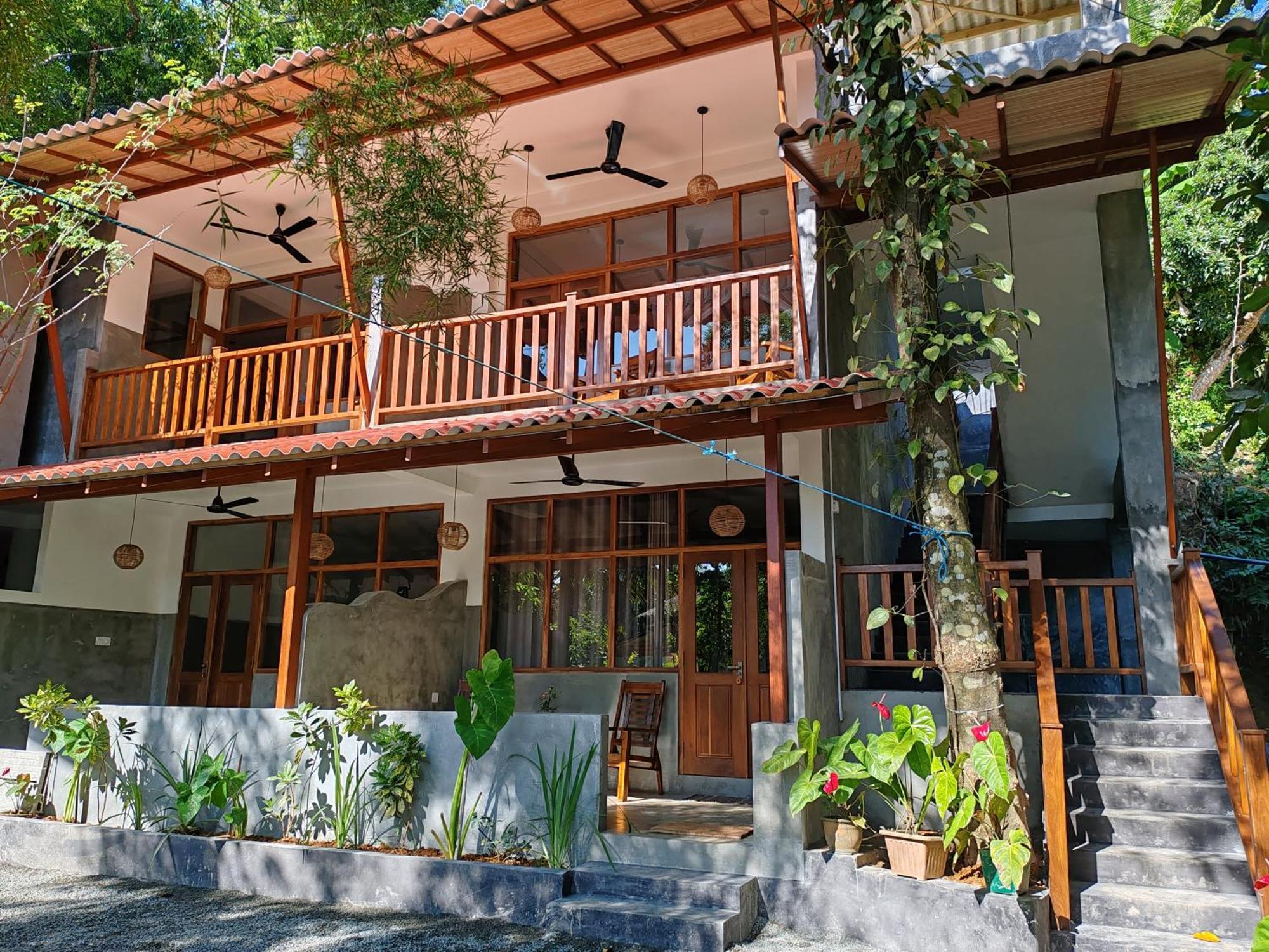 Hotel The Jungle View Mirissa Habitación foto